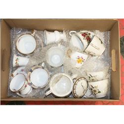 BOX W/FINE BONE CHINA CUP & SAUCER SETS,
