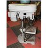 Image 1 : 5 SPEED DRILL PRESS