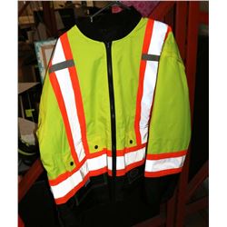 3-IN-1 WINTER TRAFFIC HIGH VIS PARKA. SIZE XL.