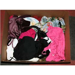 BOX OF NEW LADIES CLOTHING ON CHOICE.