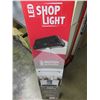 Image 1 : New LED Shop Light 5200 lumens / manual or auto modes / plugs in and