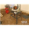 Image 1 : MITRE SAW