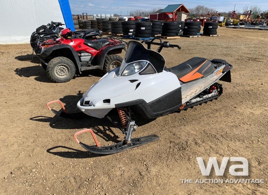 Heavy Duty Trailerable Snowmobile Cover For Arctic Cat M Series & 9000 | Water Resistant 600D Protection