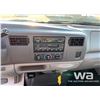 Image 8 : 2001 FORD F350XL CREW CAB PICKUP