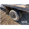 Image 12 : 1999 FORD F350 CREW CAB FLATBED TRUCK