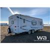 Image 3 : 2005 KEYSTONE SPORTSMAN TRAVEL TRAILER