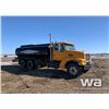 Image 2 : 2000 STERLING T/A WATER TRUCK