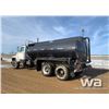 Image 4 : 1990 FORD L8000 T/A WATER TRUCK