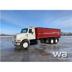 1998 IHC 8100 T/A GRAIN TRUCK