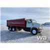 Image 2 : 1998 IHC 8100 T/A GRAIN TRUCK