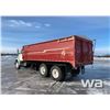 Image 4 : 1998 IHC 8100 T/A GRAIN TRUCK