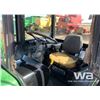 Image 6 : JOHN DEERE 4840 TRACTOR