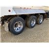 Image 9 : 2013 DOEPKER IMPACT TRIDEM END DUMP GRAVEL TRAILER
