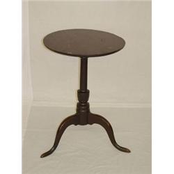 NEW ENGLAND QUEEN ANNE SNAKE FOOT CANDLESTAND W/ OLDER FINISH