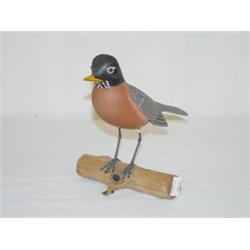 CARVED & PAINTED BIRD - ROBIN SIGNED JAMES LAPHAM DENNISPORT MA