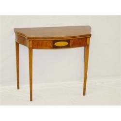 NEW ENGLAND HEPPLEWHITE MAHOGANY FLIP TOP CARD TABLE W/ LINE INLAY & BIRDSEYE MAPLE CENTRAL MEDALLIO
