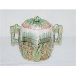 ETRUSCAN MAJOLICA SHELL & SEAWEED COVERED SUGAR (REPAIR)