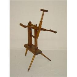 19TH CENT. YARN WINDER