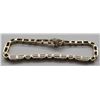 Image 1 : 10k GOLD & BAGUETTE DIAMOND BRACELET