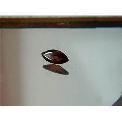 GEMSTONE - GARNET - MARQUIS FACETED - 7.9 X 3.9 X 2.0mm