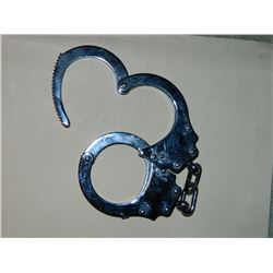 HAND CUFFS - NO QUICK RELEASE - HAS KEY