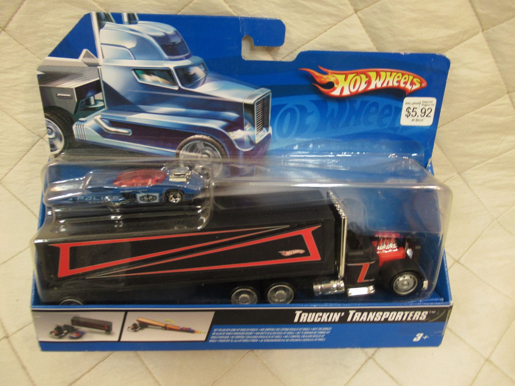 2 Hot Wheels Truckin' Transporters