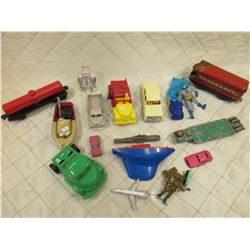 Lot of Loose Vintage Cars & Toys