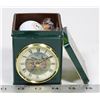 Image 1 : ENGLAND VINTAGE GOLF TIN CLOCK