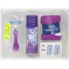 Image 1 : PURPLE SCHICK WOMEN'S RAZOR WITH EXTRA BLADES AND