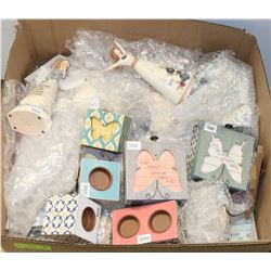 BOX OF ASSORTED DECORATIONS, TEALIGHT HOLDERS