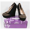 Image 1 : FOREVER BLACK LADY'S SIZE 7  SHOES STYLE