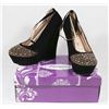 Image 1 : FOREVER BLACK LADY'S SIZE 5  SHOES STYLE