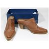 Image 1 : WOMANS SHOES SIZE 9