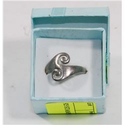 .925 STAMPED SILVER RING.