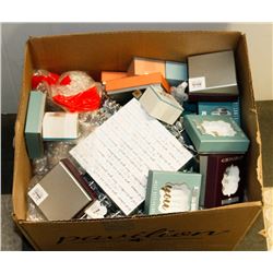 BOX OF ASSORTED INCLUDING TRINKET HOLDERS,