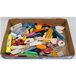 FLAT OF BOX CUTTERS.