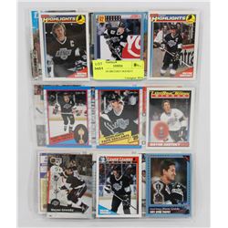 LOT OF 18 GRETZKY HOCKEY CARDS.