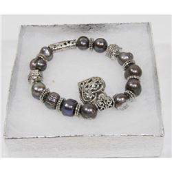 #4-FRESH WATER PEARL BRACELET WITH HEART SHAPE