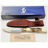 Image 1 : NEW! THE BONE COLLECTOR 7½" HUNTING KNIFE