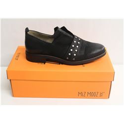 MIZ MOOZ NYC SZ 6 BLACK THEO LEATHER LOAFER