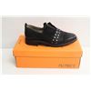 Image 1 : MIZ MOOZ NYC SZ 8.5 BLACK THEO LEATHER LOAFER