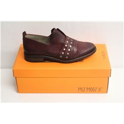 MIZ MOOZ NYC SZ 9.5 EGGPLANT THEO LEATHER LOAFERS