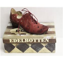 SZ 9.5 ROVERS CRUST COSTA BORDEAUX MID HEEL