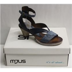 MJUS SZ 6 AIR BLU OPEN TOE HEELED SANDAL