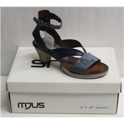 MJUS SZ 8.5 AIR BLU OPEN TOE HEELED SANDAL