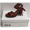 Image 1 : MJUS SZ 6.5 CANNELLA OPEN TOE HEELED SANDAL
