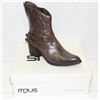 Image 1 : MJUS SZ 9.5 SILICE HEELED BOOT