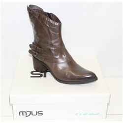 MJUS SZ 9.5 SILICE HEELED BOOT