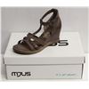 Image 1 : MJUS SZ 6.5 MALVA OPEN TOE WEDGE SANDALS