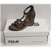 Image 1 : MJUS SZ 8.5 MALVA OPEN TOE WEDGE SANDALS
